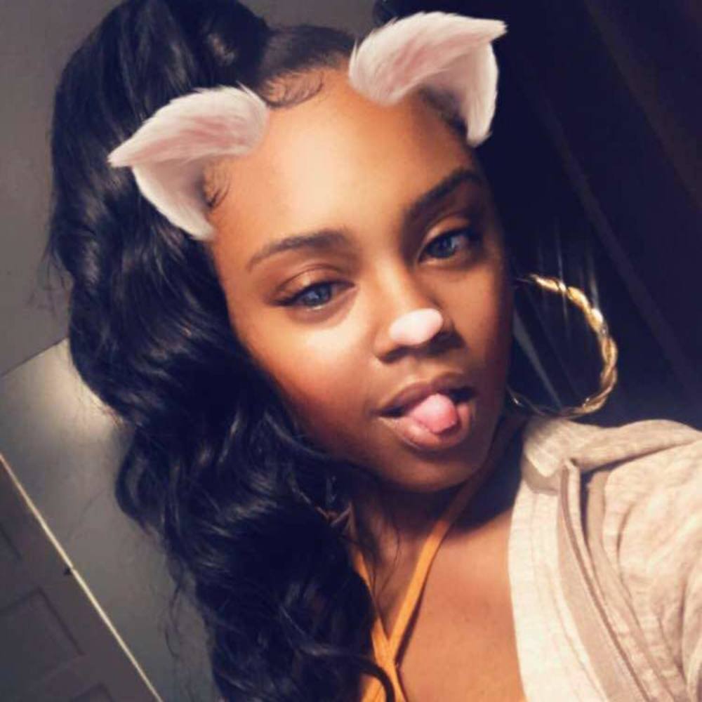 Meet your Posher, Tamera